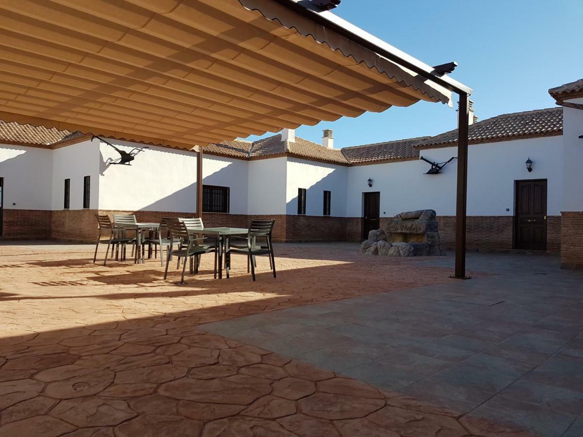 Apartamentos Rurales La Dehesa Del Acebuche Jaen Exterior photo
