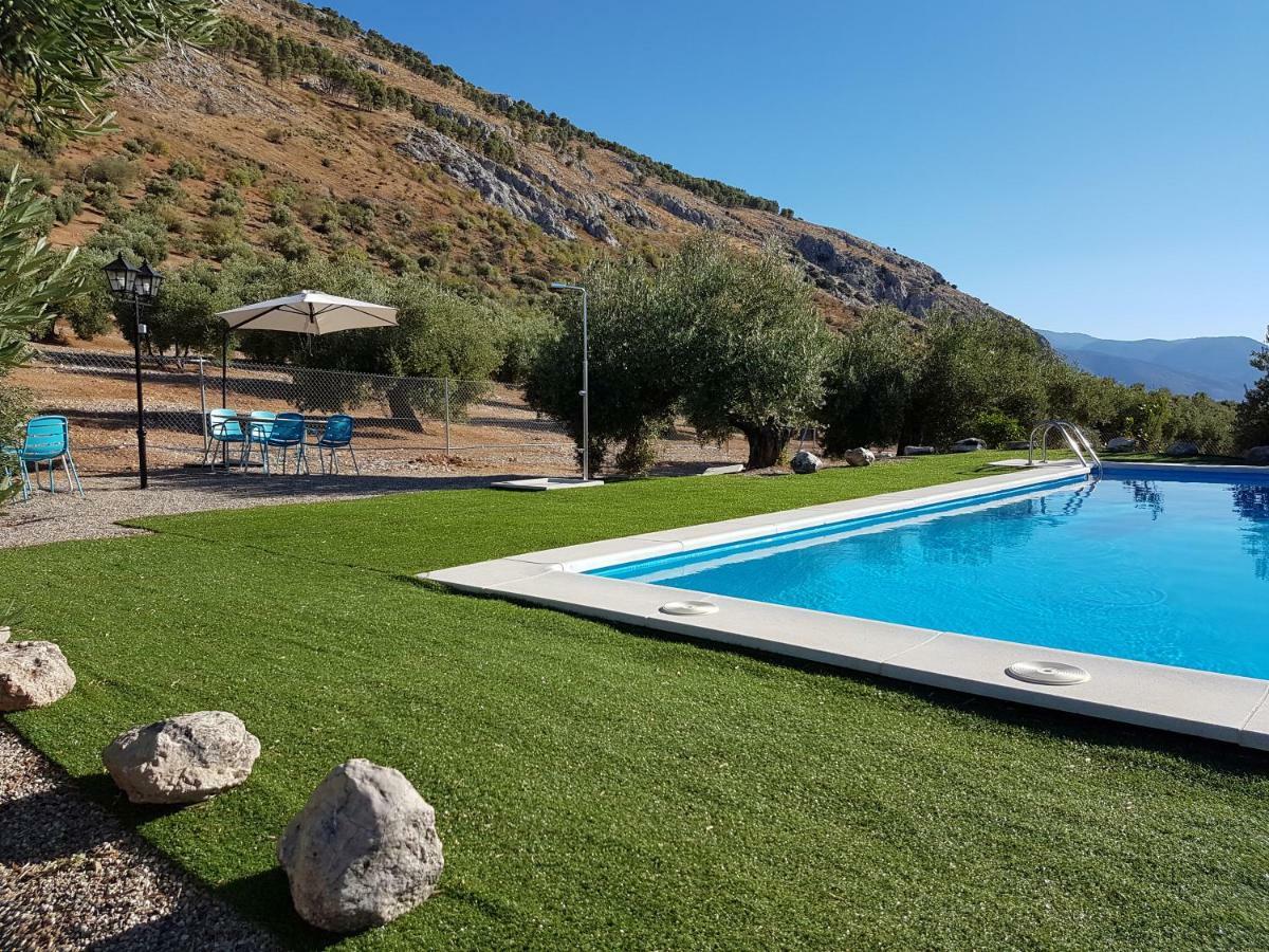Apartamentos Rurales La Dehesa Del Acebuche Jaen Exterior photo