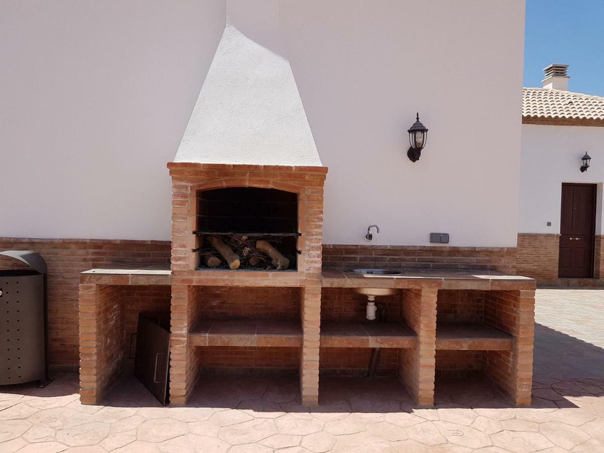 Apartamentos Rurales La Dehesa Del Acebuche Jaen Exterior photo